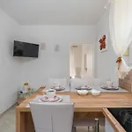 Appartamento Family Gligora Mandre